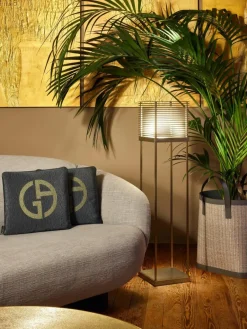 Armani Casa Kleine LED-Stehlampe Miya, dimmbar