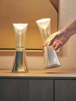 Artemide Kleine LED-Tischlampe Come Together, dimmbar