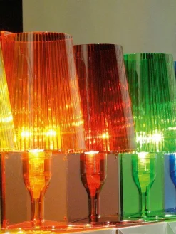 Kartell Kleine LED-Tischlampe Take
