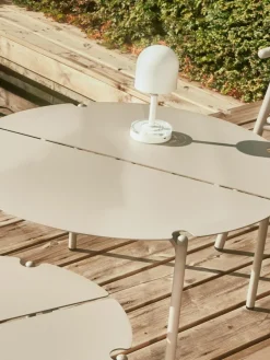 Aytm Kleine mobile LED-Außentischlampe Luceo