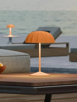 Sompex Kleine mobile LED-Außentischlampe Ombrellino, dimmbar