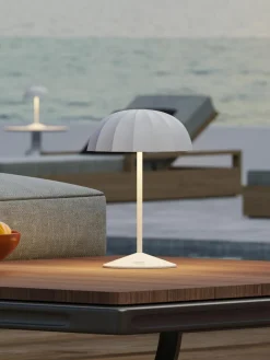 Sompex Kleine mobile LED-Außentischlampe Ombrellino, dimmbar