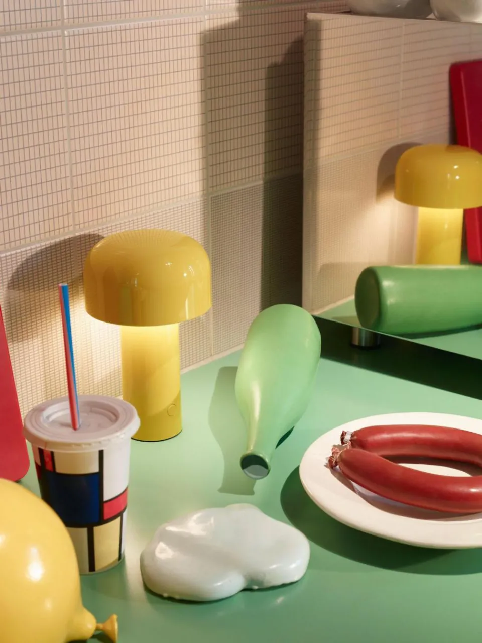 Flos Kleine mobile LED-Tischlampe Bellhop, dimmbar