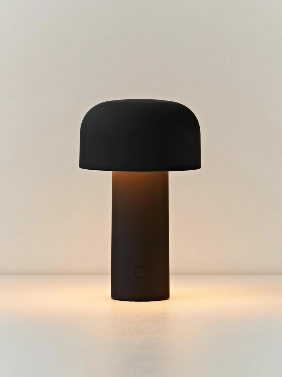 Flos Kleine mobile LED-Tischlampe Bellhop, dimmbar