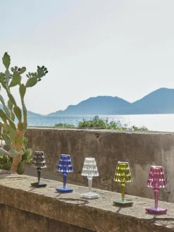 Kartell Kleine mobile LED-Tischlampe Battery, H 26 cm