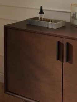 Westwing Collection Kleines Sideboard Diana aus Eichenholz
