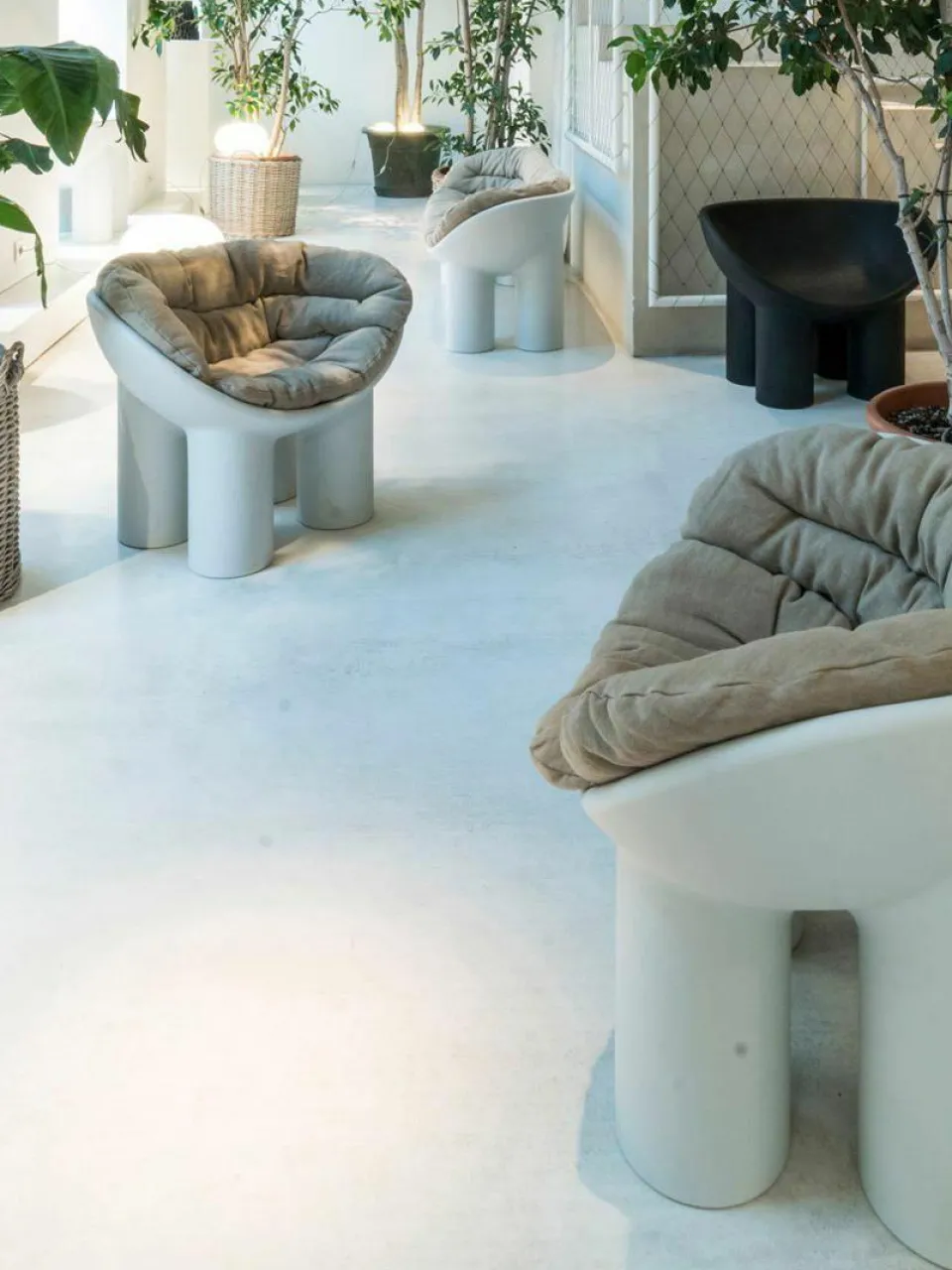 Driade Kunststoff-Sofa Roly Poly (2-Sitzer)