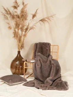 Magma Kuscheldecke Skins aus Kunstpelz