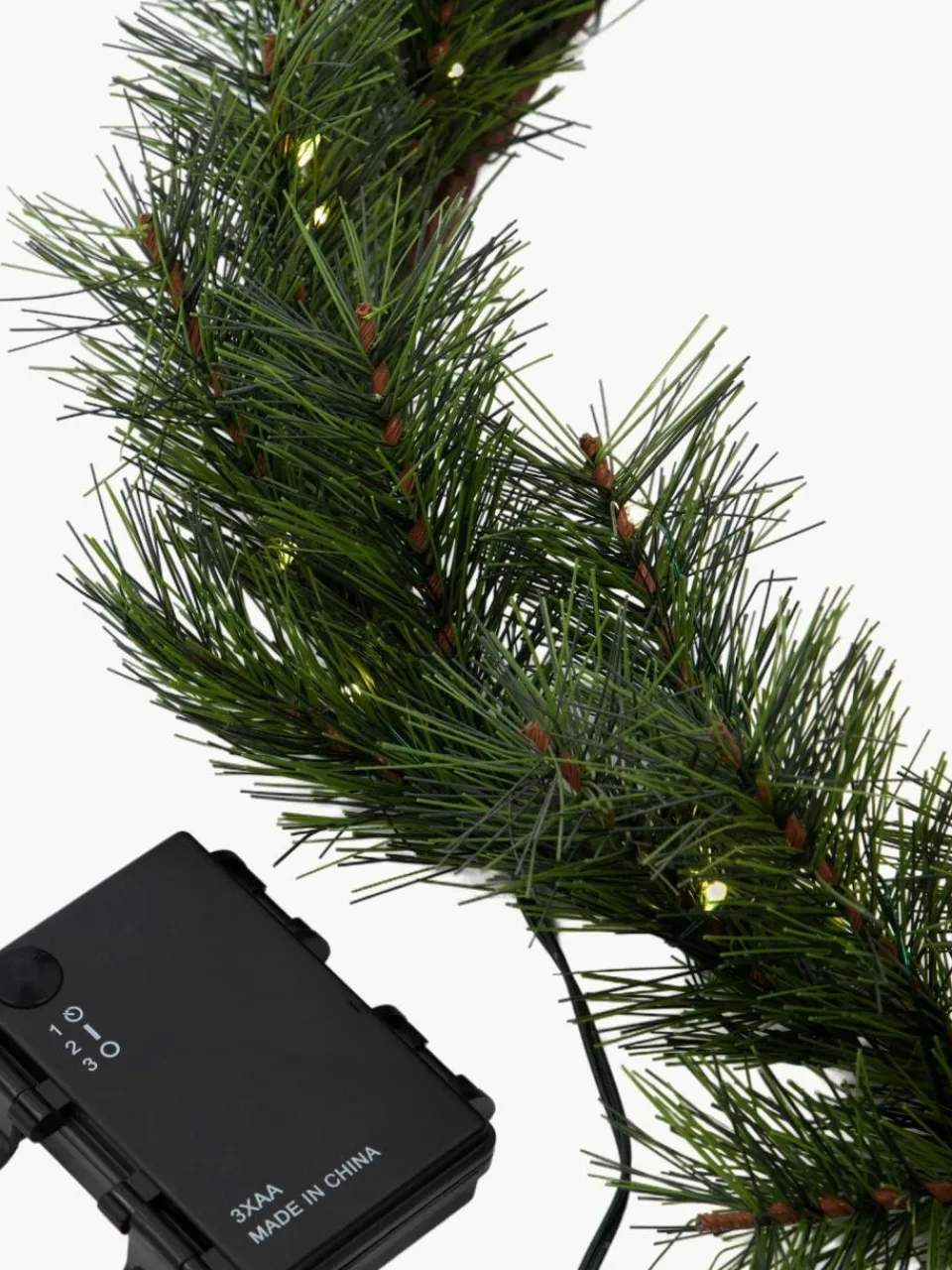 House Doctor LED-Adventskranz Peuce mit Timer-Funktion, batteriebetrieben