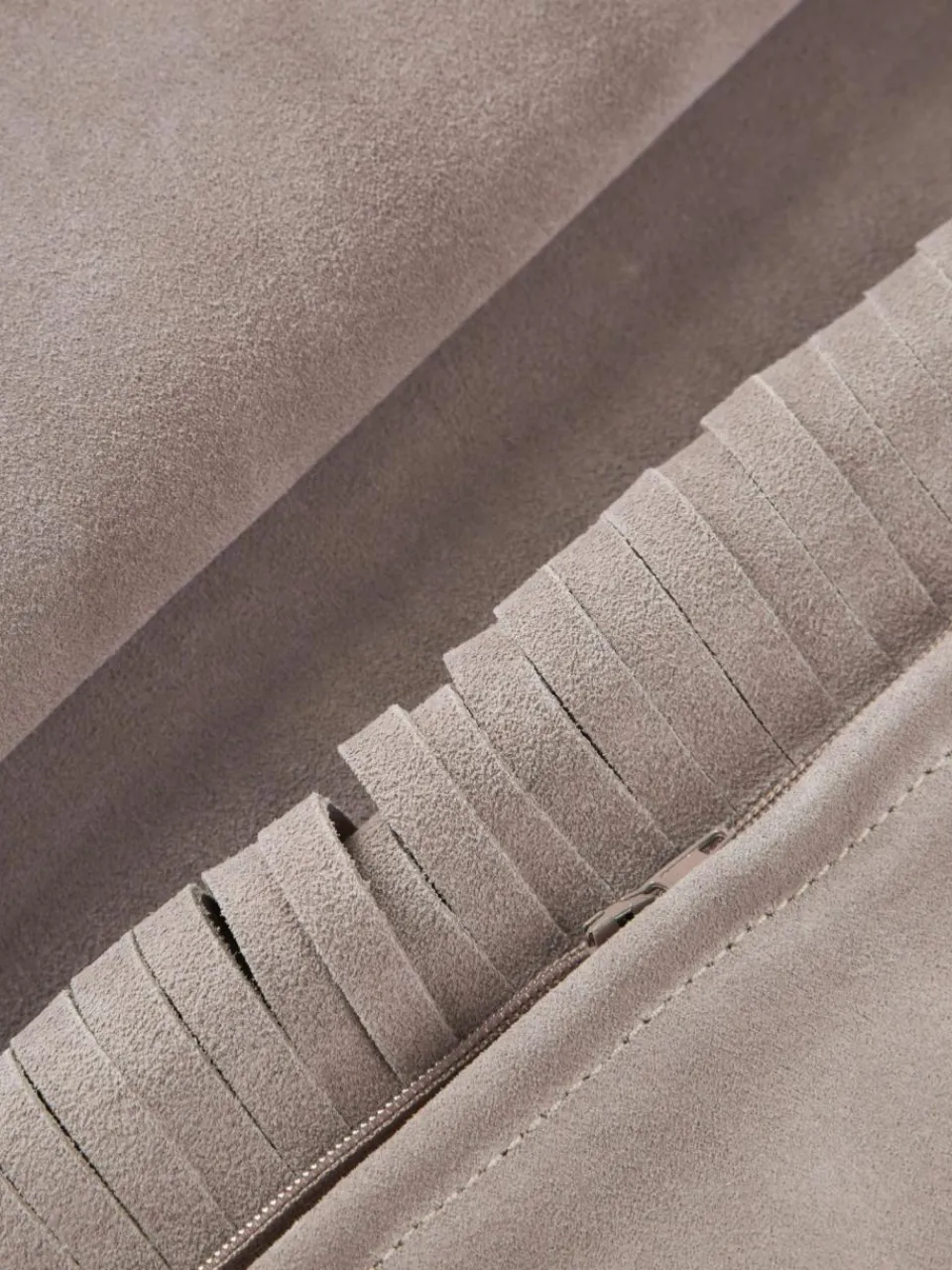 Westwing Collection Leder-Kissenhülle Amaia mit Fransen