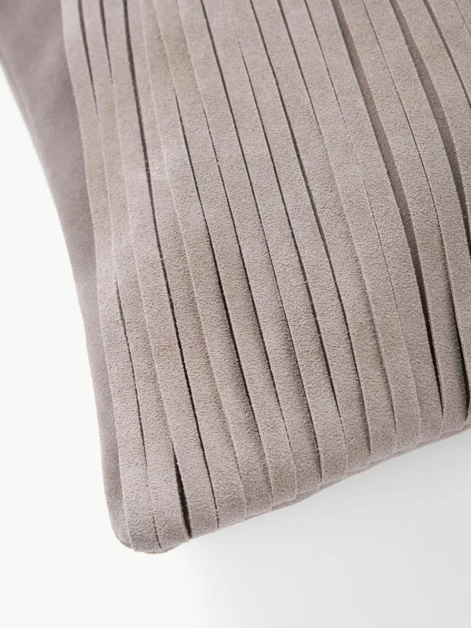 Westwing Collection Leder-Kissenhülle Amaia mit Fransen
