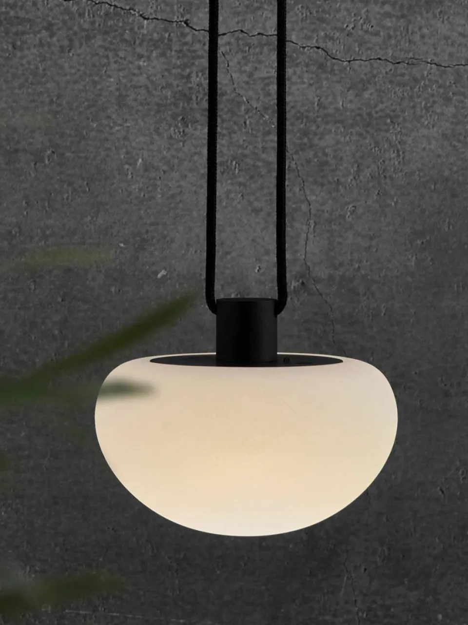 Westwing Mobile dimmbare Outdoor LED-Pendelleuchte Sponge