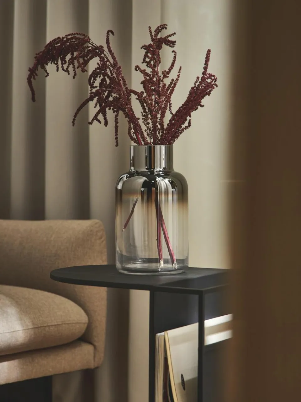 Westwing Collection Mundgeblasene Glas-Vase Uma, H 27 cm