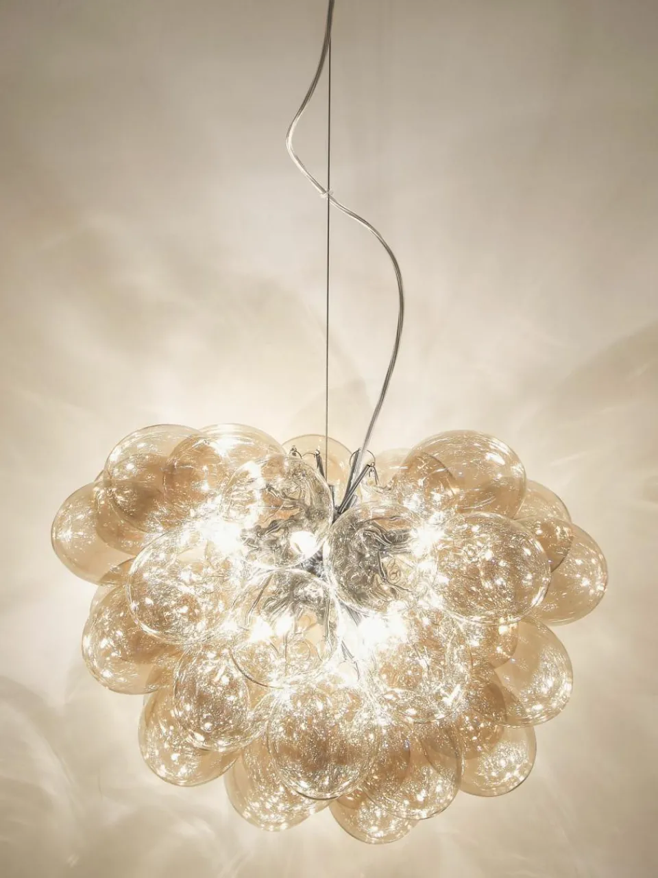 By Rydens Mundgeblasene LED-Pendelleuchte Gross