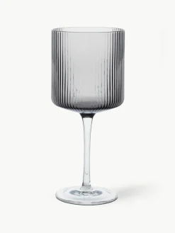 ferm LIVING Mundgeblasene Rotweingläser Ripple mit Rillenrelief, 2 Stück