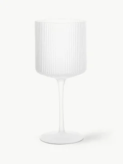 ferm LIVING Mundgeblasene Rotweingläser Ripple mit Rillenrelief, 2 Stück