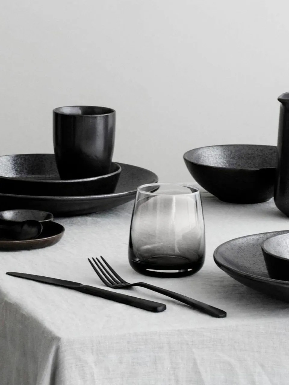 Broste Copenhagen Mundgeblasene Wassergläser Smoke, 4 Stück