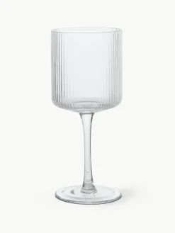 ferm LIVING Mundgeblasene Weißweingläser Ripple mit Rillenrelief, 2 Stück