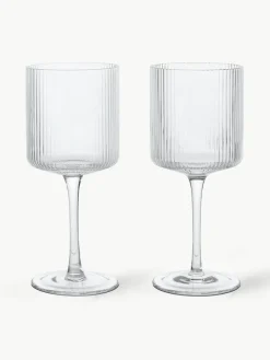 ferm LIVING Mundgeblasene Weißweingläser Ripple mit Rillenrelief, 2 Stück
