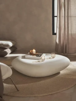 Westwing Collection Niedriger Couchtisch Pietra in organischer Form