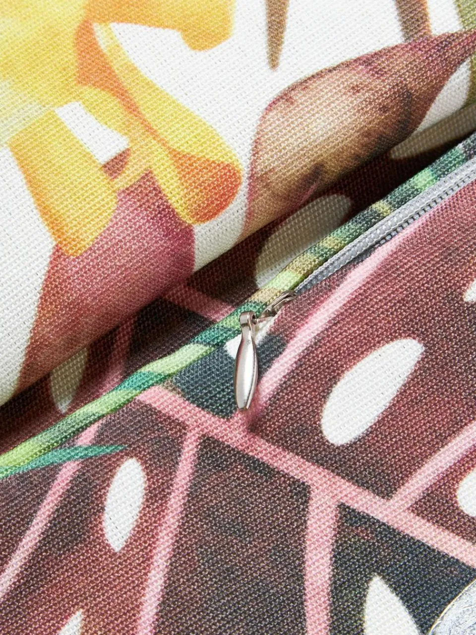 Magma Outdoor-Kissenhülle Kokamo mit tropischem Print