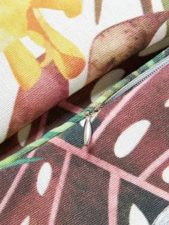 Magma Outdoor-Kissenhülle Kokamo mit tropischem Print