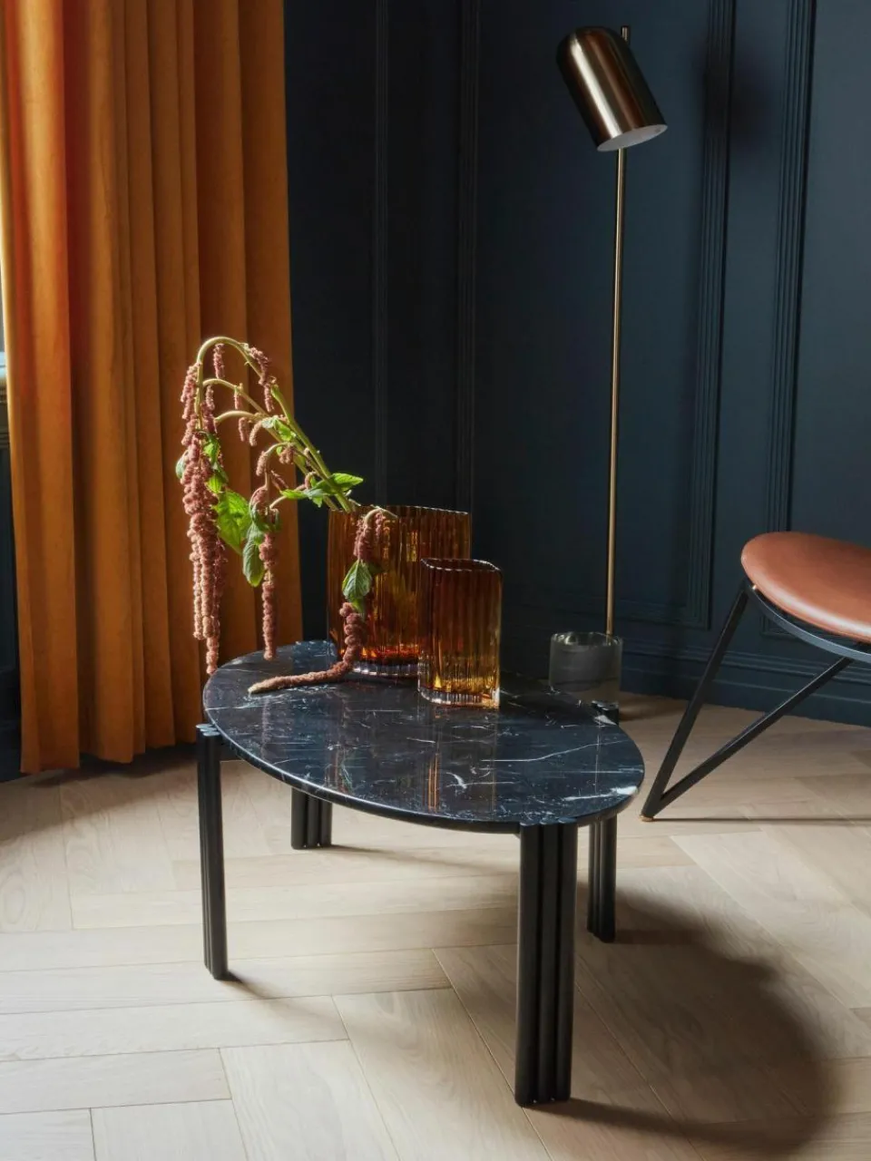 Aytm Ovaler Couchtisch Tribus aus Marmor