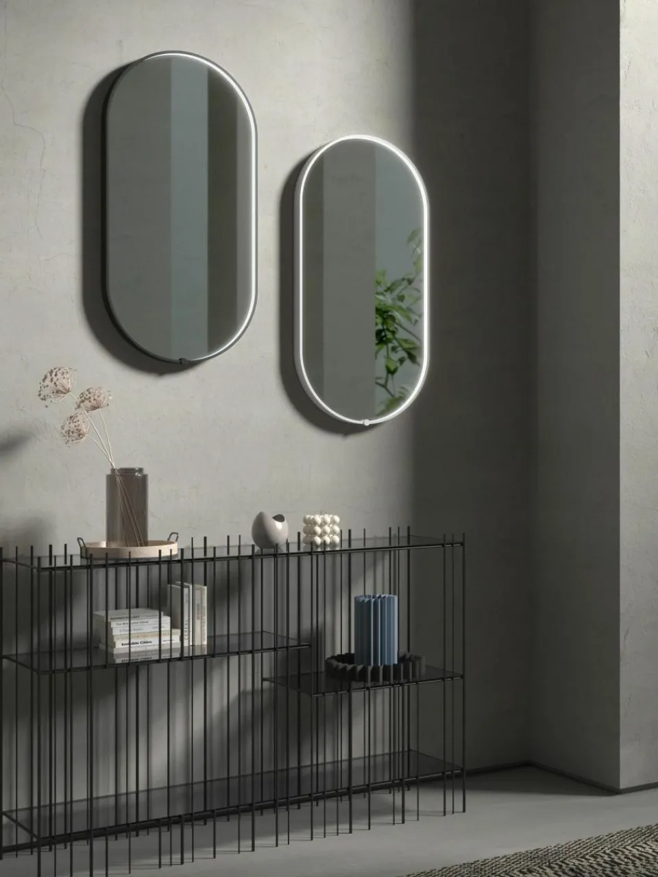 Vanita&Casa Ovaler Wandspiegel Avior mit LED-Beleuchtung