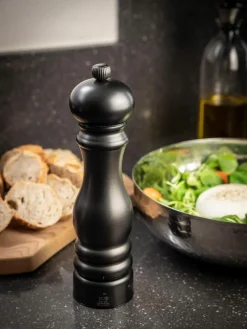 Peugeot Saveurs Pfeffermühle Paris Chef