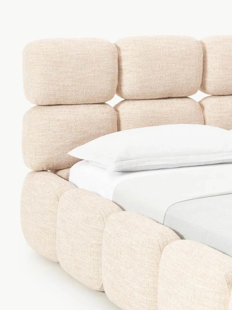 Westwing Collection Polsterbett Tayla aus Bouclé