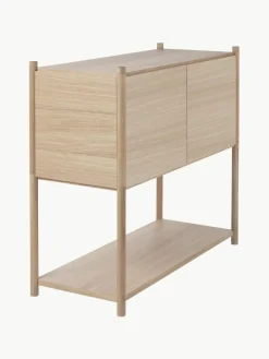 Gejst Regal Sceene aus