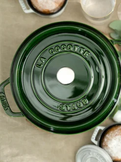 Staub Runder Bräter La Cocotte aus Gusseisen