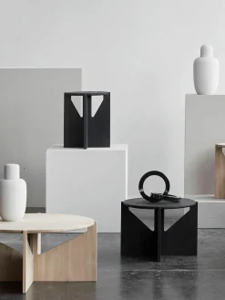 Kristina Dam Runder Couchtisch Future aus Eichenholz
