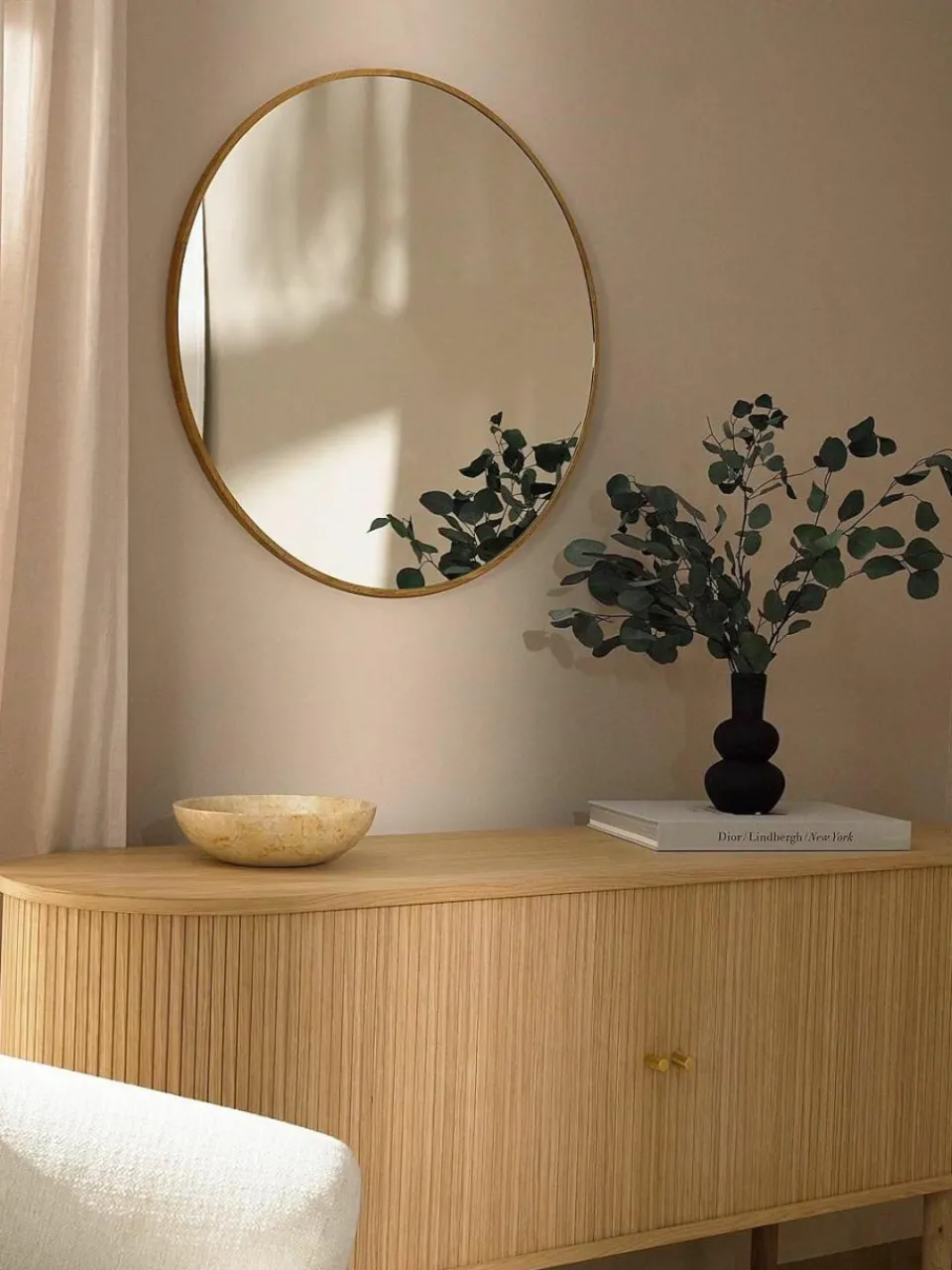 Westwing Collection Runder Wandspiegel Avery mit Eichenholzrahmen