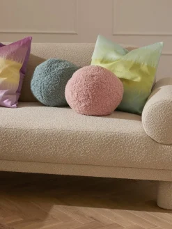 Westwing Collection Rundes Teddy-Dekokissen Dotty