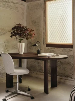 ferm LIVING Schreibtisch Tarn aus