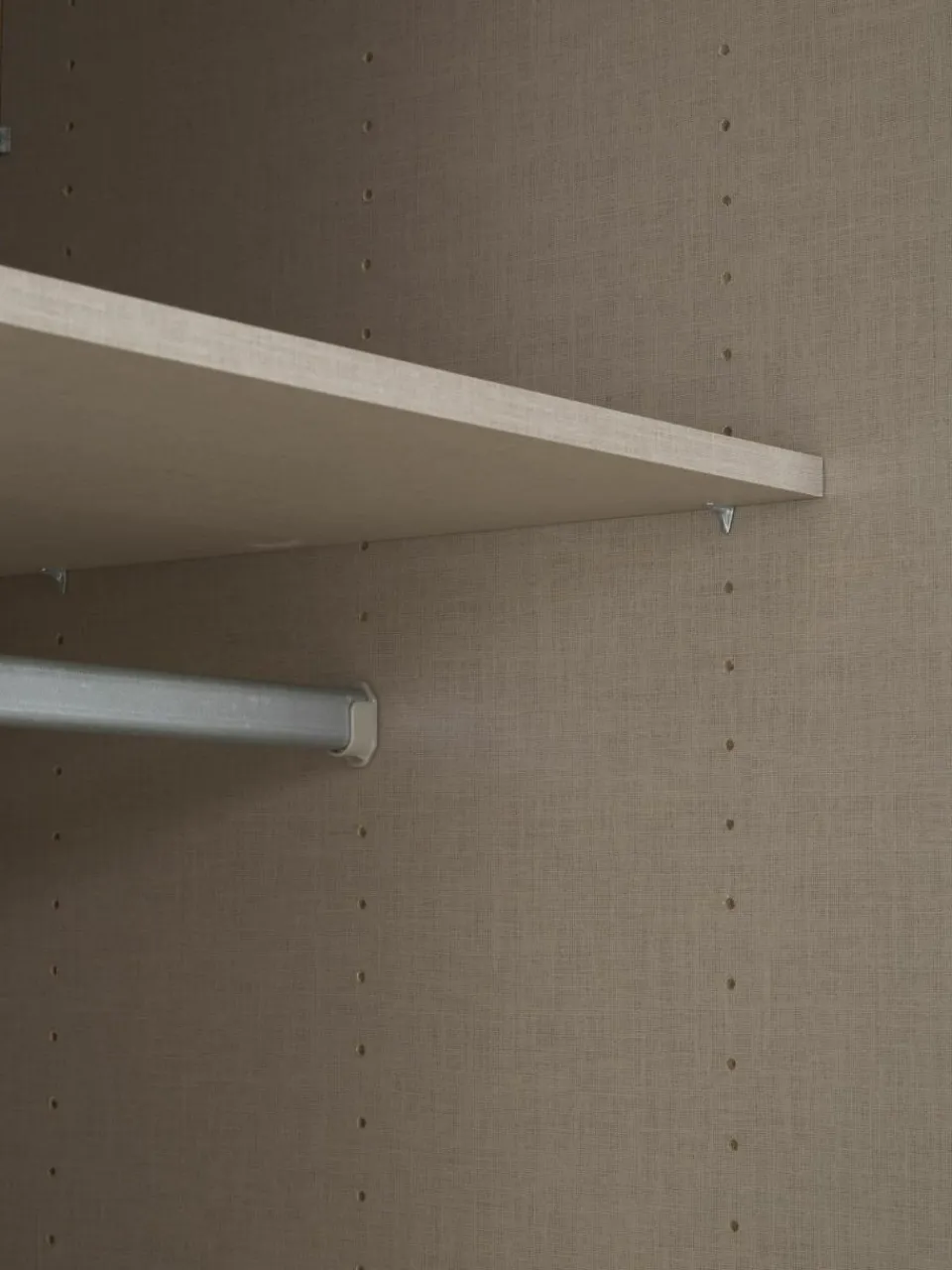 Westwing Schwebetürenschrank Mia, 2-türig