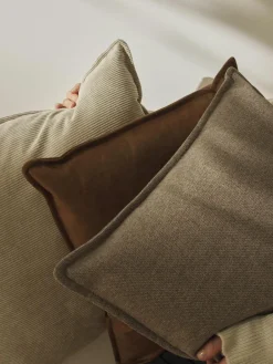 Westwing Collection Sofa-Kissen Lennon aus recyceltem Leder