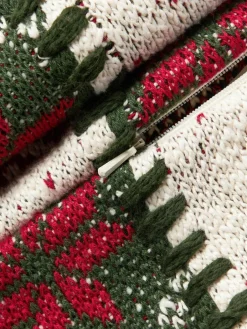 Westwing Collection Strick-Kissenhülle Derby mit weihnachtlichem Motiv