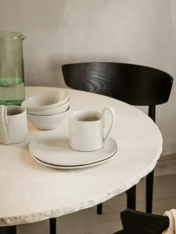 ferm LIVING Tasse Flow aus Steinzeug