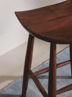 Westwing Collection Thekenhocker Nino aus Mangoholz