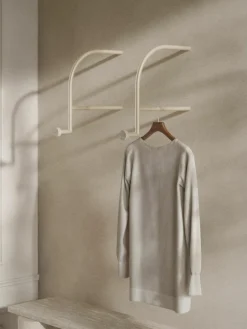 Westwing Collection Wandgarderobe Disa mit Travertinhaken