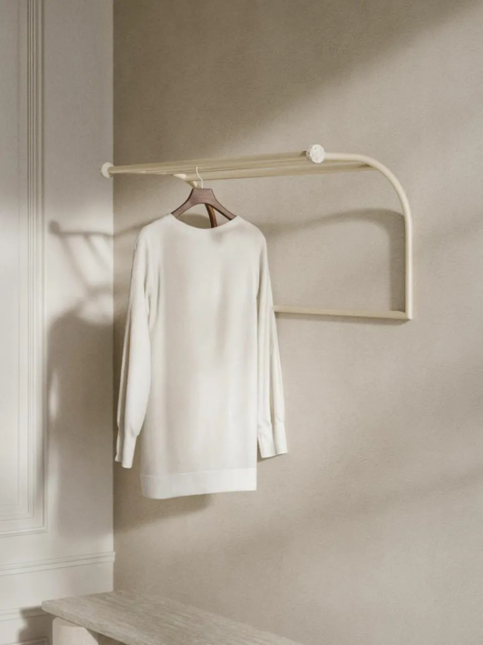 Westwing Collection Wandgarderobe Disa mit Travertinhaken