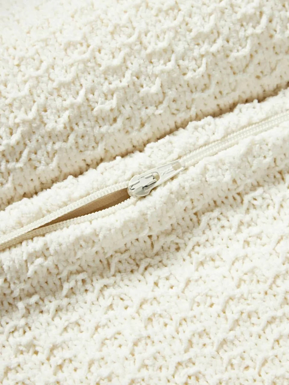 Westwing Collection Weiche Strick-Kissenhülle Everly aus Chenille