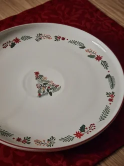 Westwing Collection Weihnachtliche Servierplatte Eve aus Porzellan