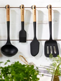 Staub Wender Cook mit Akazienholz-Griff