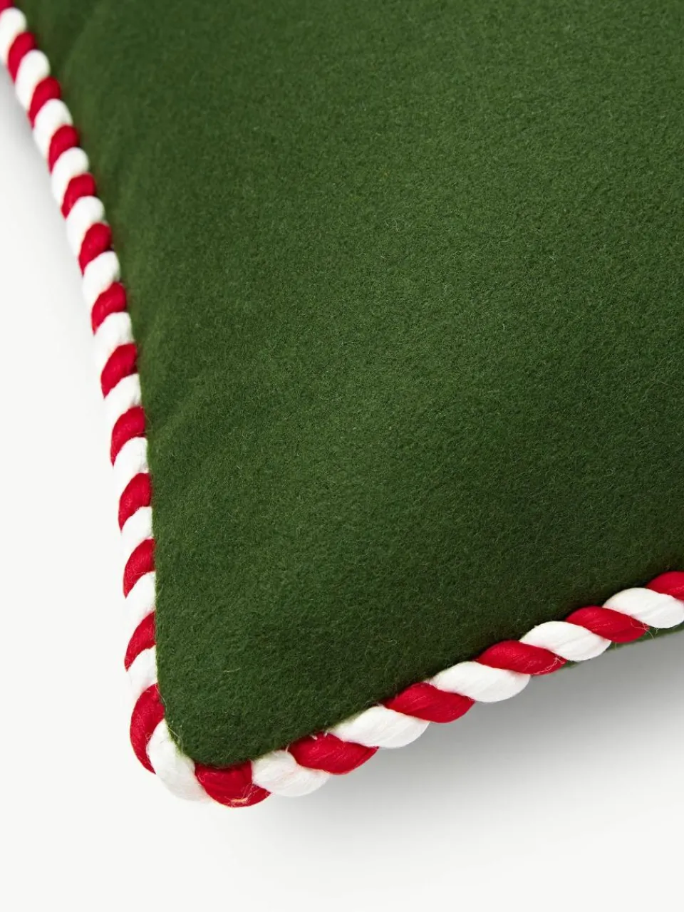 Westwing Collection Woll-Dekokissen Jova mit winterlichem Motiv