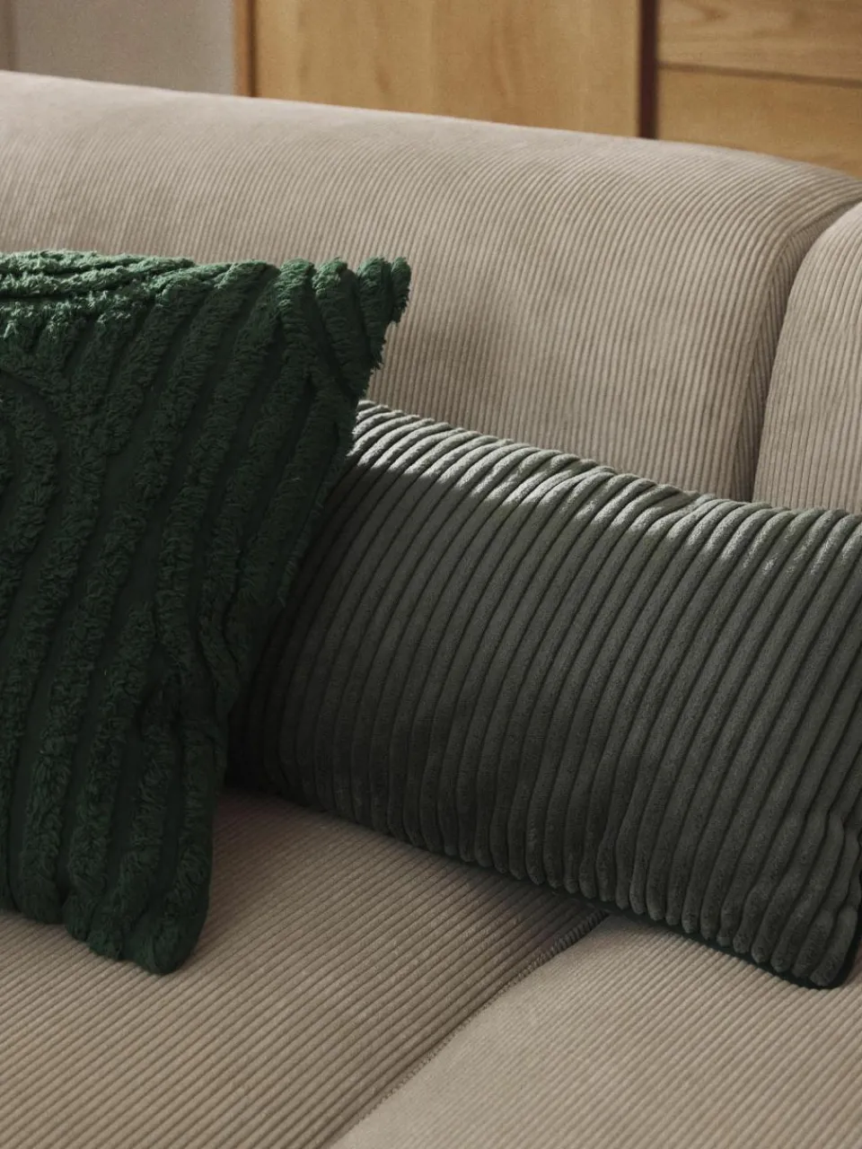 Westwing Collection XL Kissen Kylen aus Cord