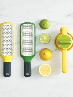 Joseph Joseph Zitronenpresse JuiceMax aus Kunststoff